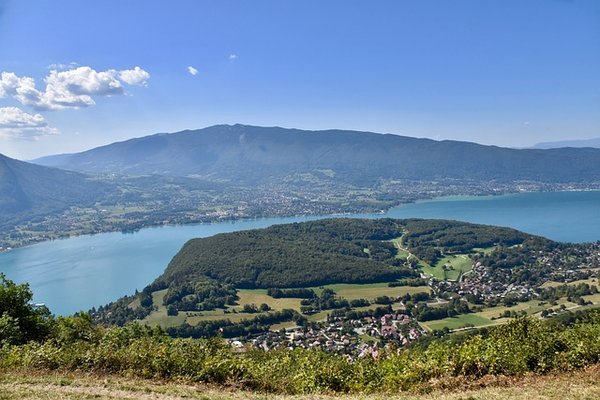 Découvrez les perles cachées de la Haute-Savoie - les villes et villages les plus authentiques!