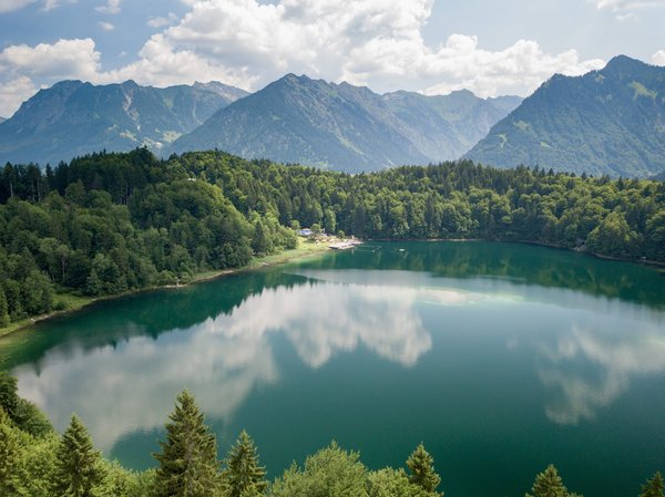 Comment profiter de la culture et du patrimoine en camping en Haute-Savoie ?