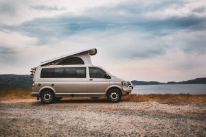 Un camping situé à Anduze dans le Gard, offrant des emplacements spacieux et des infrastructures modernes pour des vacances au calme en pleine nature.